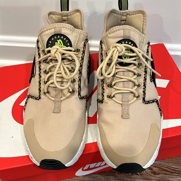 Air Huarache Run Ultra SI - Picture 4 of 9